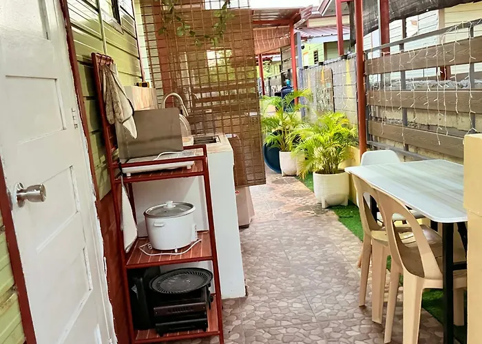 Olango Island-tiny Fully Furnished With Hot Shower, Washer, Wi-fi, Netflix & King Bed S&e-3 3*